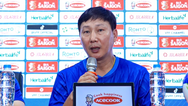HLV Kim Sang Sik nói lời gan ruột về giấc mơ World Cup của ĐT Việt Nam