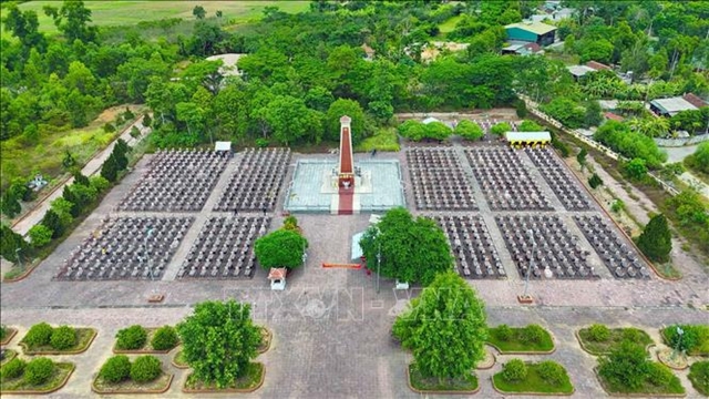 Đồng loạt rà soát tài liệu lưu trữ phục vụ tìm kiếm, quy tập hài cốt liệt sĩ