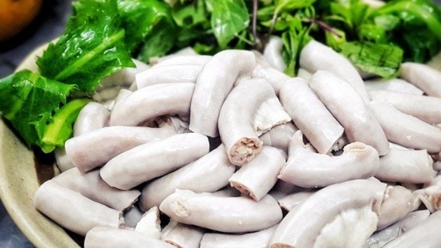 Lòng lợn hấp dẫn nhưng 6 nhóm người tuyệt đối nói "không" kẻo rước họa vào thân