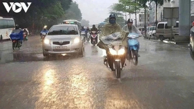 Thời tiết hôm nay 25/7: Hà Nội mưa dông, Bắc Bộ nhiều nơi mưa to
