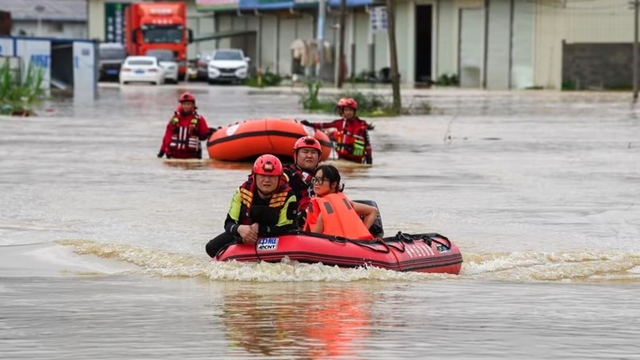 Vietnam extends condolences to China over natural disasters
