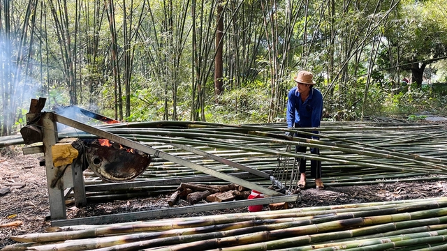 Độc đáo phiên chợ tầm vông, không biển hiệu vẫn tấp nập