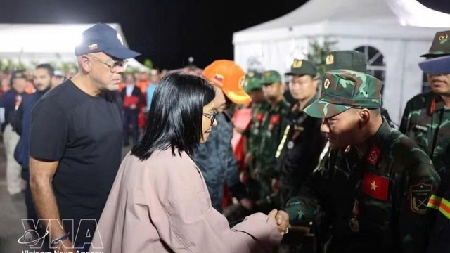 Venezuela honours international rescue teams, sends thanks to Vietnam’s top leader