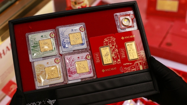 Giá vàng hôm nay 7/10: Giá vàng SJC bán ra 143,5 triệu đồng/lượng
