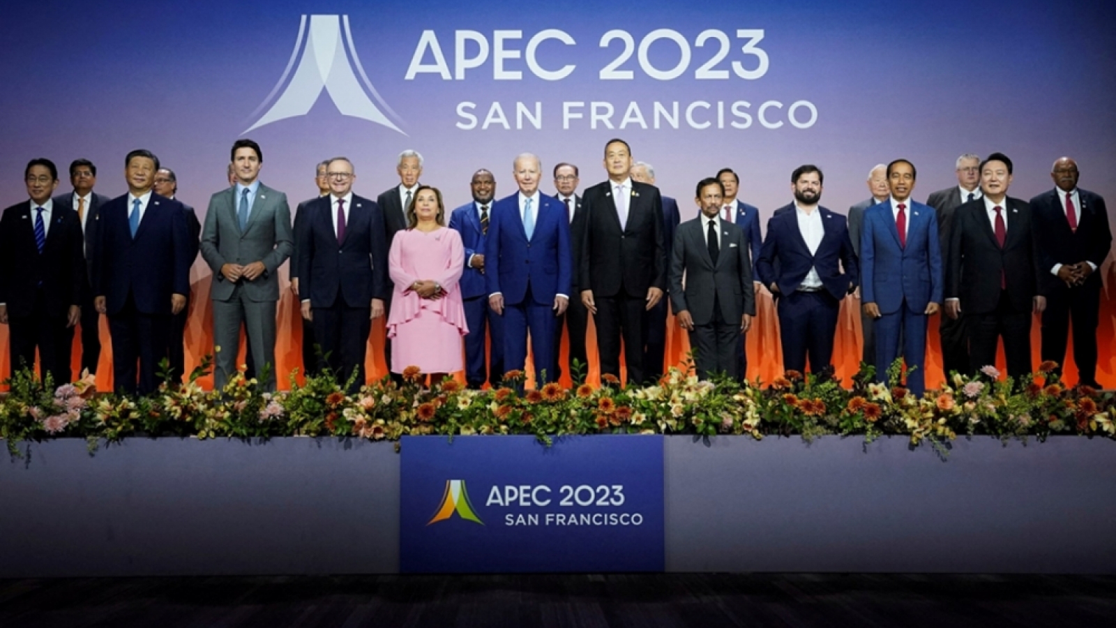Nước chủ nhà APEC: Từ quảng bá hình ảnh đến định hình nghị sự