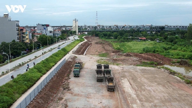 Hà Nội gia hạn chuẩn bị thủ tục khởi công xây dựng 6 dự án lớn