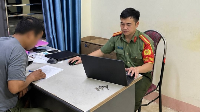 Đăng tải thông tin bịa đặt về mưa lũ để câu view, bị phạt 12,5 triệu đồng