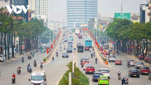 Thời tiết hôm nay 8/8: Hà Nội nắng 35 độ, Bắc Trung Bộ có mưa dông cục bộ