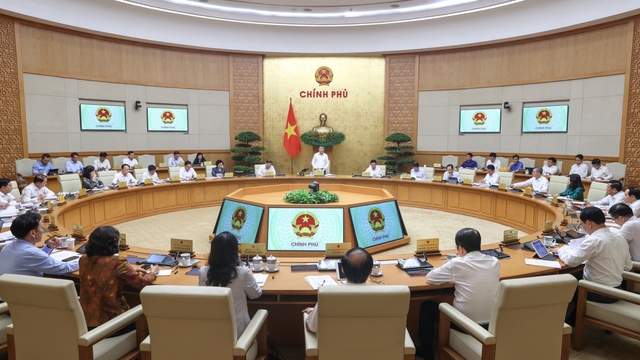 Phấn đấu tăng trưởng trên 10%, giải ngân 100% vốn đầu tư công trong năm 2026