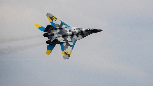 Tình huống F-16 Ba Lan suýt bắn nhầm tiêm kích MiG-29 Ukraine