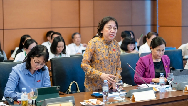 Thuốc giả "lọt" hệ thống cấp phép: ĐBQH đề xuất bồi thường cho người sử dụng