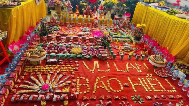Vu lan báo hiếu: Hãy sống tốt để cha mẹ yên lòng