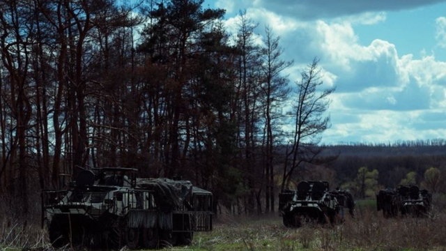Ukraine biến BTR-60 thành robot cảm tử xuyên phá phòng tuyến Nga