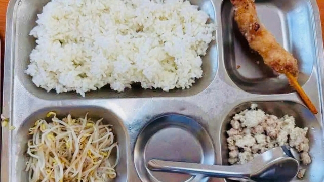 Bữa ăn bán trú Hà Nội: Quy trình chặt, vì sao vẫn xảy ra sự cố?