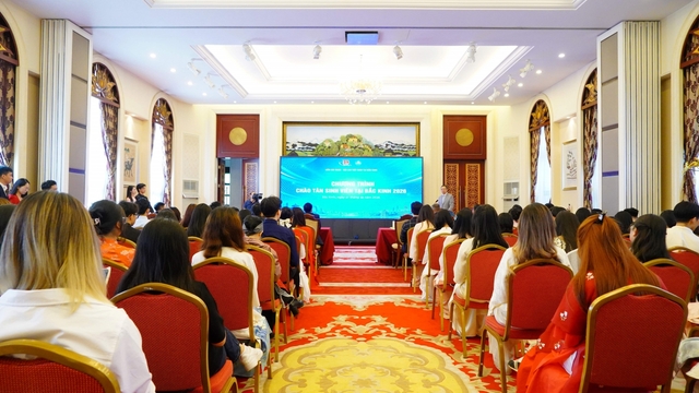 “Đột phá 57 - Kết nối 23” đưa nghị quyết đến tân sinh viên Việt Nam tại Bắc Kinh