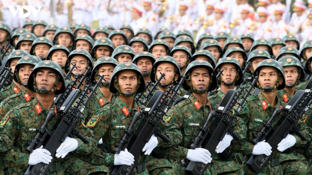 Nghị quyết số 22-NQ/TW: Không để phát triển đi trước, an ninh theo sau