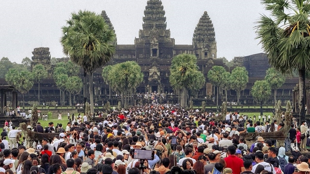 Angkor Wat dự kiến đón 10.000 du khách trong dịp lễ hội ngày thu phân