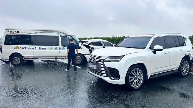 Vụ ô tô Lexus trên cao tốc Hà Nội - Ninh Bình có dấu hiệu tội phạm