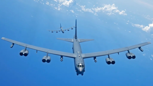 B-52 Mỹ sắp sở hữu tên lửa tàng hình chuyên săn tàu chiến