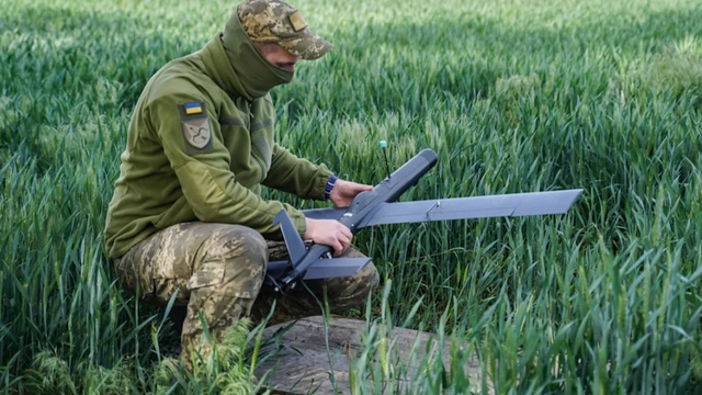 Nga và Ukraine tập kích lẫn nhau, St Peterburg rung chuyển vì UAV