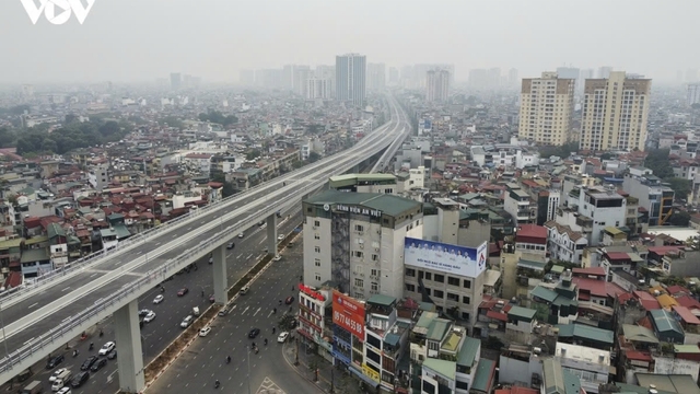 Hà Nội chuẩn bị đưa cây xanh lên trụ cầu, hầm chui và nhà chờ xe buýt