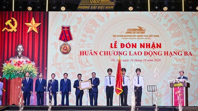 Phó Thủ tướng Phạm Gia Túc dự lễ kỷ niệm 145 năm đường sắt Việt Nam