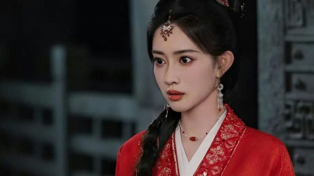 Đóng 5 phim cổ trang liên tiếp, Mạnh Tử Di bị “réo tên” vì diễn xuất một màu