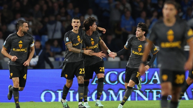 Kết quả bóng đá hôm nay 25/10: Hấp dẫn Ngoại hạng Anh, AS Roma lỡ ngôi đầu Serie A