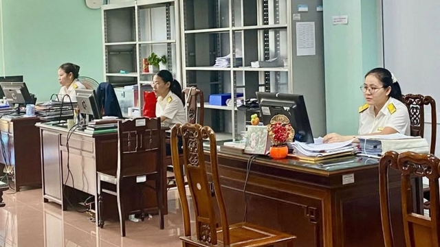 Thuế TP. Huế thu ngân sách hơn 10.700 tỷ đồng trong 9 tháng