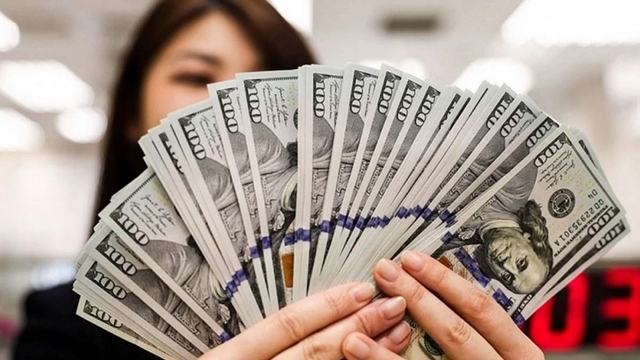 Tỷ giá USD hôm nay 22/10: Tỷ giá trung tâm giảm về mức 25.632 đồng/USD