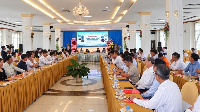Vĩnh Long tăng cường đối thoại, đồng hành cùng doanh nghiệp