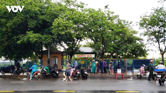 Phát hiện người đàn ông nằm chết trong ngôi miếu ở Quảng Nam