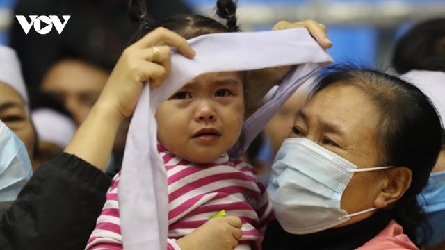 Hàng nghìn người đến viếng, tiễn đưa 22 liệt sĩ Đoàn KTQP 337