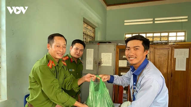 Đắk Lắk: Công an chính quy về xã biên giới, đẩy lùi tội phạm, tệ nạn xã hội