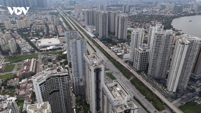 Giá thuê nhà tăng cao, người ở trọ 'méo mặt'