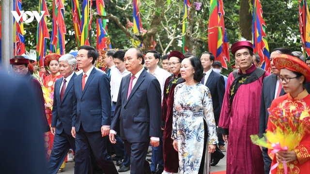 Lãnh đạo Đảng, Nhà nước dâng hương tưởng niệm các vua Hùng