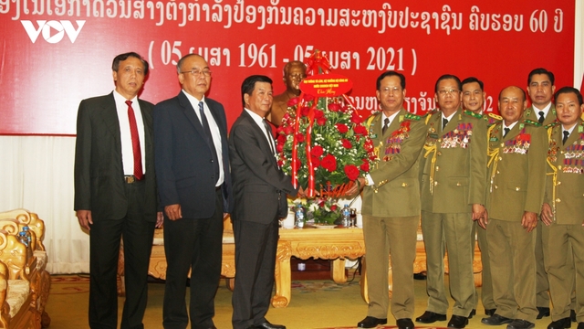 Chúc mừng 60 năm ngày thành lập lực lượng Công an Lào
