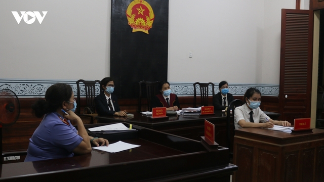 Lần thứ 7 hoãn, ngừng phiên tòa xử vụ 1m2 đất bằng giá tô phở