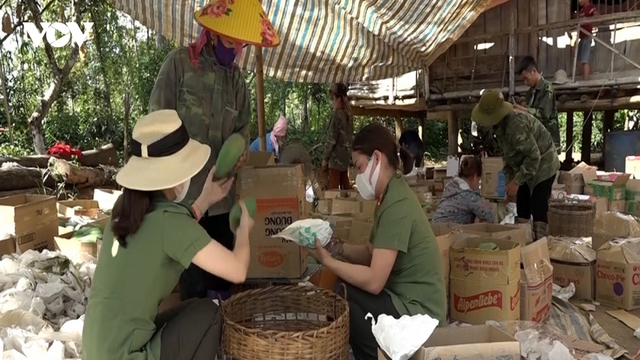 Bí thư Huyện ủy là tổ trưởng tổ chỉ đạo sản xuất, tiêu thụ nông sản