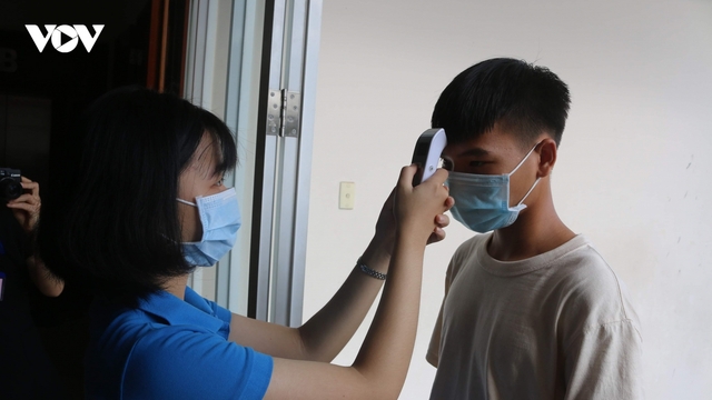 TP.HCM tổ chức thi tốt nghiệp THPT 2 đợt, bắt buộc thí sinh xét nghiệm Covid-19