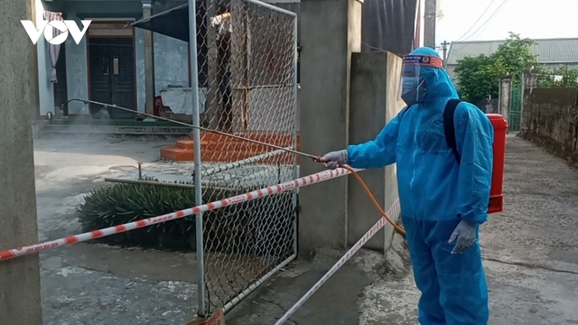 Hai mẹ con từ TP.HCM về Hà Tĩnh dương tính với virus SARS-CoV-2