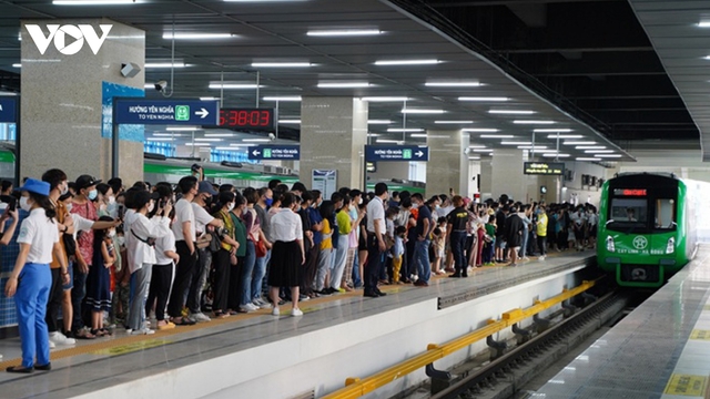 Sau 5 ngày vận hành, tàu Cát Linh - Hà Đông chở miễn phí hơn 132.000 lượt khách