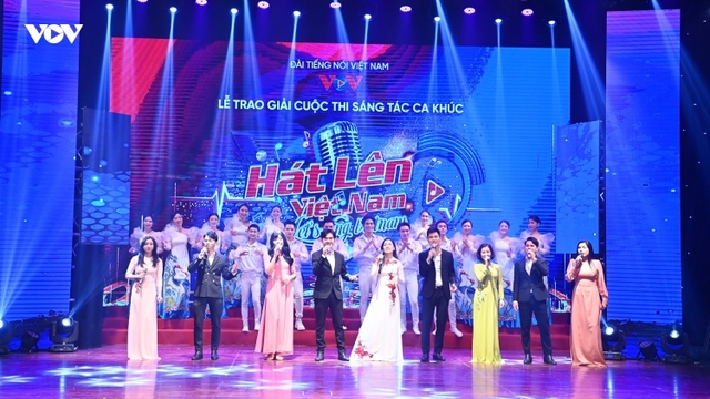 Nhạc sĩ người Mông Cổ giành Giải đặc biệt cuộc thi sáng tác ca khúc "Hát lên Việt Nam"