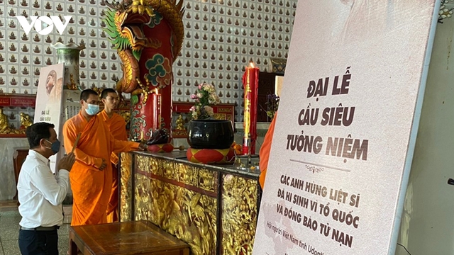 Kiều bào Thái Lan tưởng niệm 64 liệt sỹ hi sinh tại đảo Gạc Ma