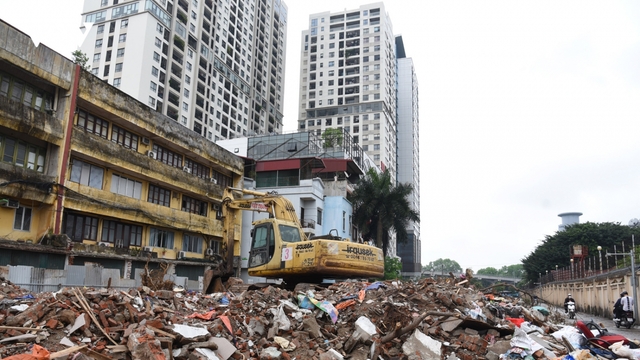 Cận cảnh dự án đường Huỳnh Thúc Kháng kéo dài chậm tiến độ nhiều năm