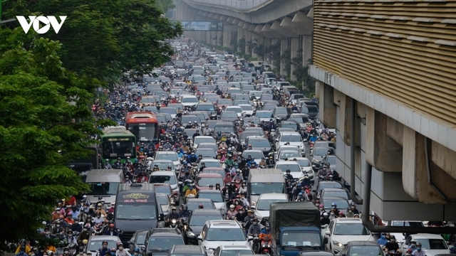 Lý giải nguyên nhân thường xuyên tắc đường thời gian gần đây ở Hà Nội