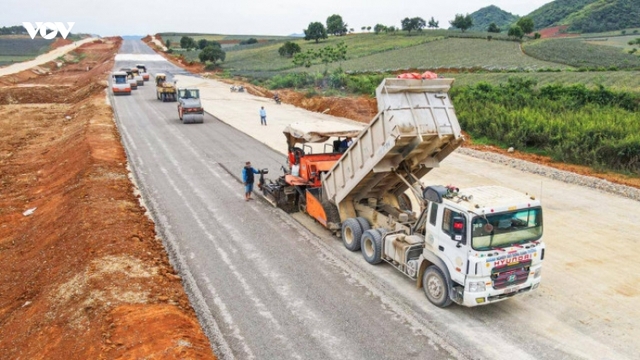 Bộ GTVT "chốt" tiến độ chỉ định thầu xây lắp cao tốc Bắc-Nam giai đoạn 2