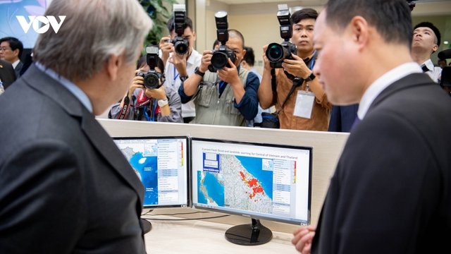 Tổng Thư ký LHQ António Guterres thăm Tổng cục Khí tượng thủy văn