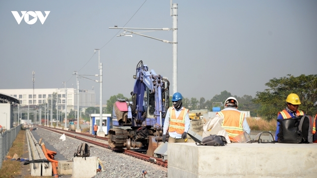 Ra quân đầu năm trên tuyến metro số 1 TP.HCM