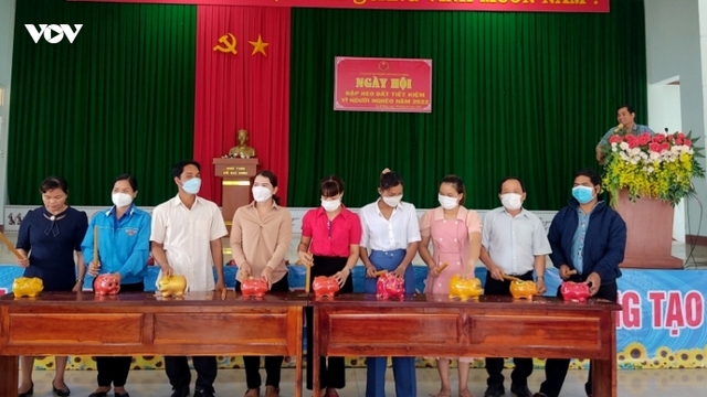 Chương trình “Nuôi heo đất” giúp người dân vùng cao thoát nghèo